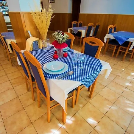 And By The Sea Starigrad, Paklenica - 6634 게스트하우스 스타리그라드 파클레니차