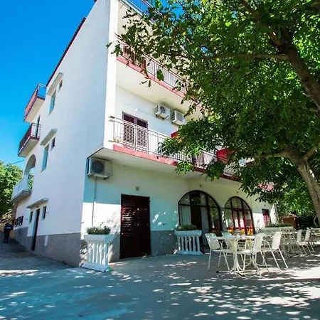 게스트하우스 And By The Sea Starigrad, Paklenica - 6634