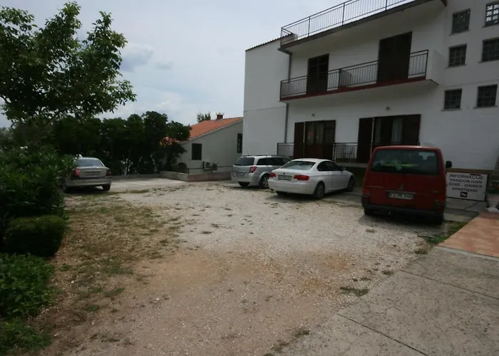 And By The Sea Starigrad, Paklenica - 6634 بيت ضيافة